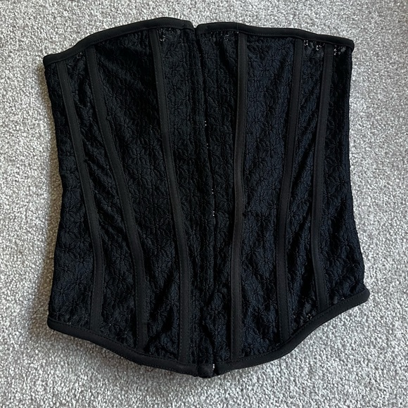 Reposh! Zara corset top lace with boning. Good condition! - Picture 2 of 3